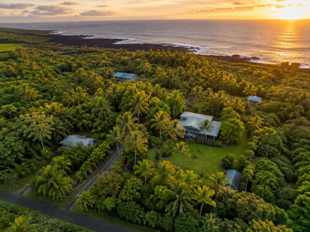 The ten-acre property in Kalapana